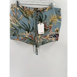 NEW WITH TAGS SUBTLE LUXURY FLORAL SHORTS DRAWSTRING WAIST SIZE SMALL/MEDIUM